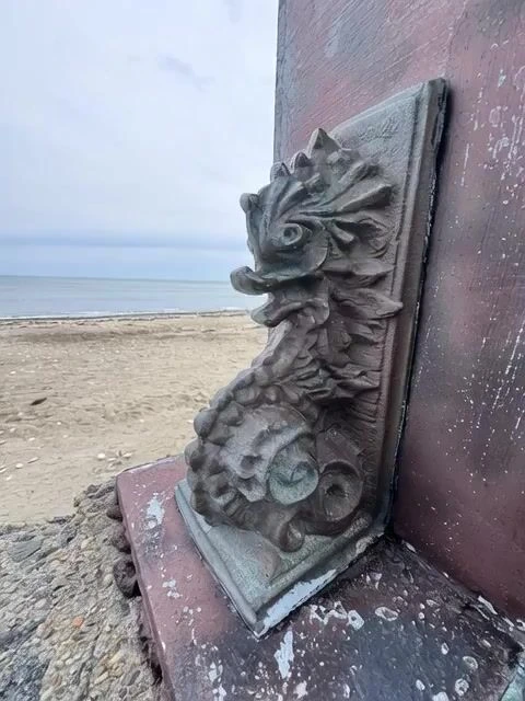 Трансформация скульптуры морского конька