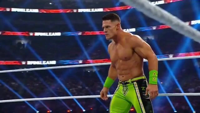 Кинематографичная WWE-драка с шокирующим поворотом