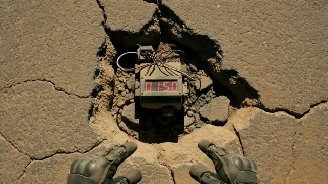 Промпт гипернапряжённого видео с техником
