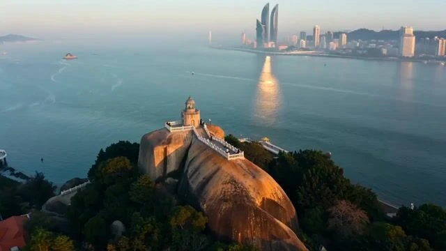 Кинематографический промо-ролик города для Seedance 2.0