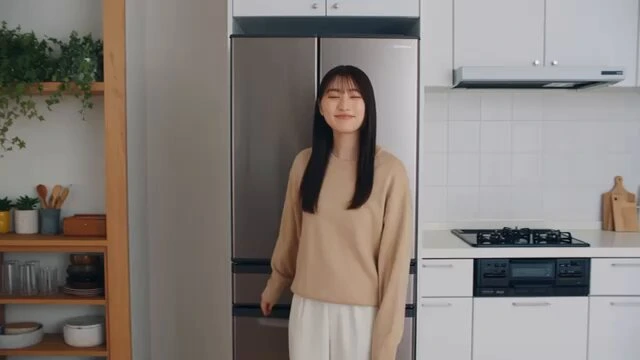 Комичная J-POP музыкалка про холодильник