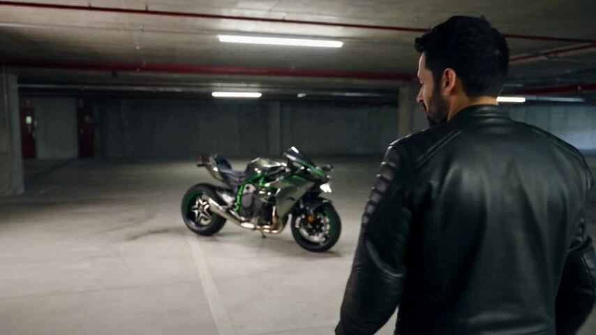 Kawasaki Ninja H2R - UGC промо